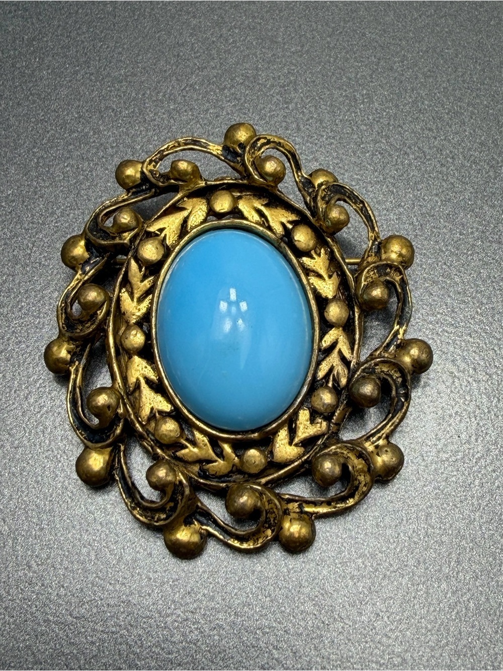 🙈2/$40 Vintage Victorian Gold Brooch with Turquoise Cabochon